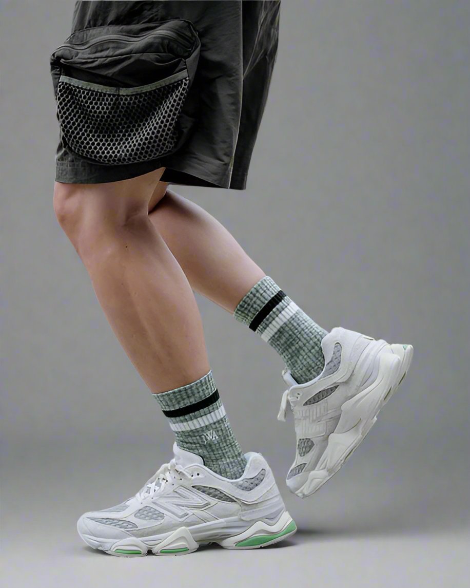 New Balance 9060 Bricks & Wood