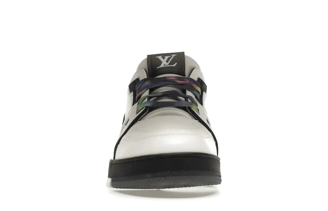 Alt text for the image.