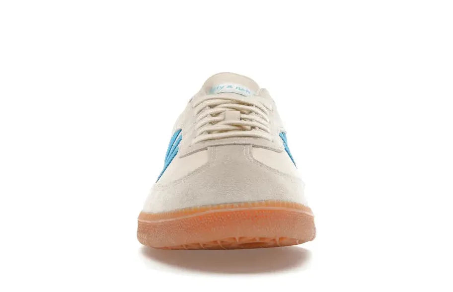 Alt text for the image.