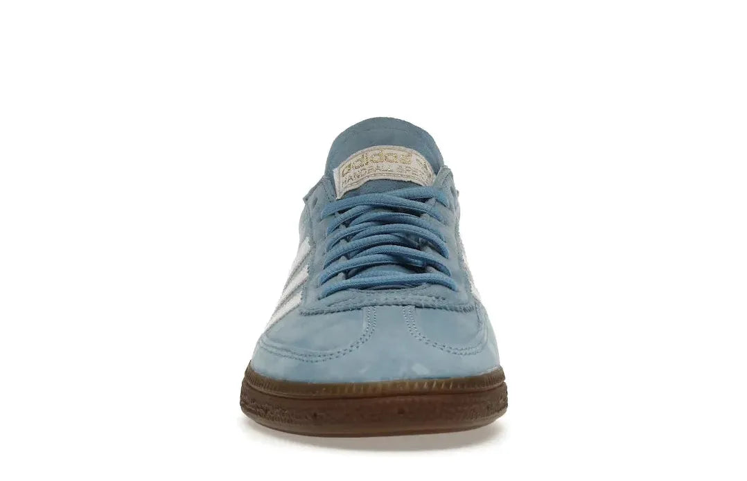 Alt text for the image.