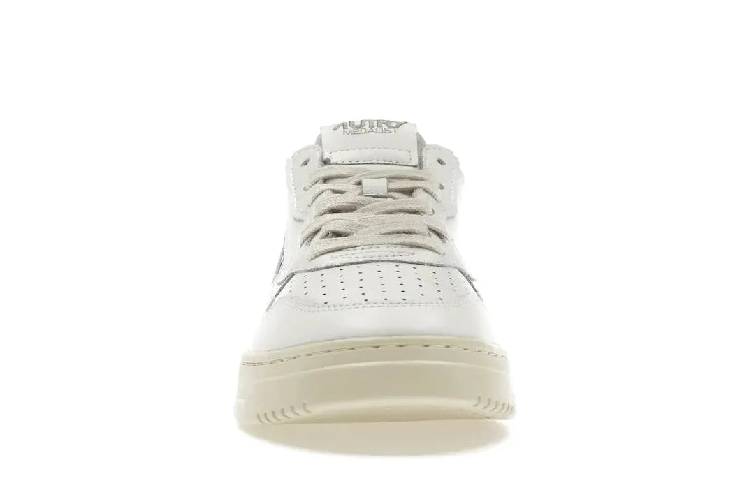 Alt text for the image.