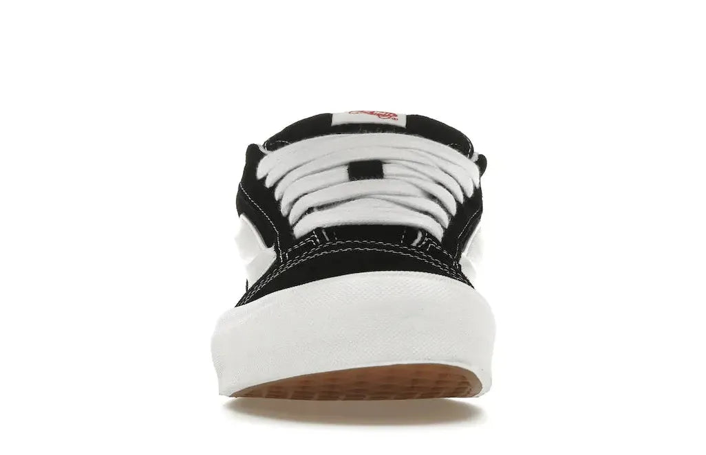 Alt text for the image.