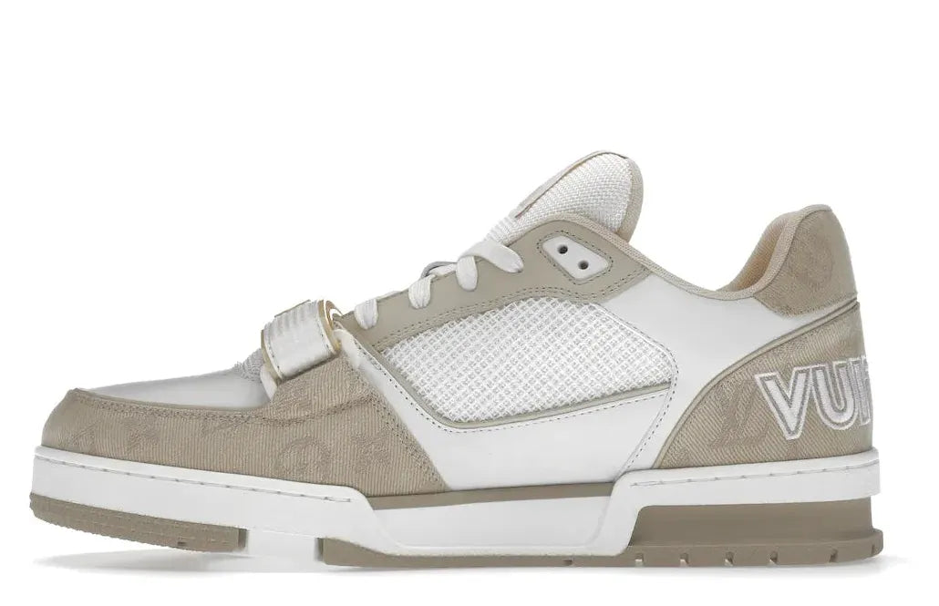 Alt text for the image.