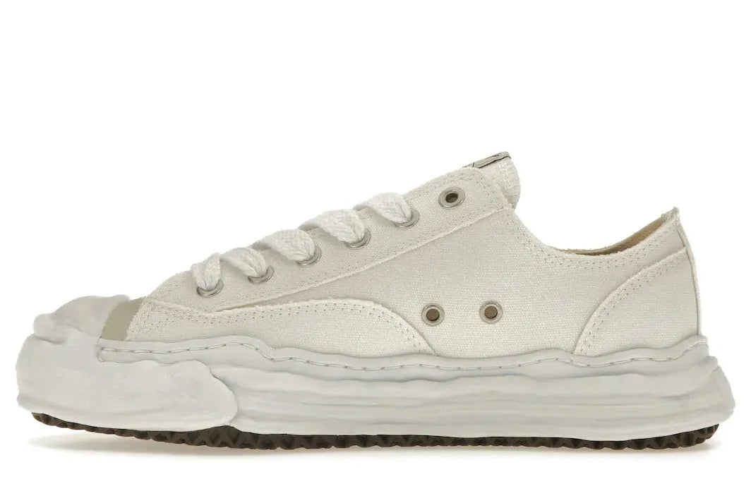 Alt text for the image.