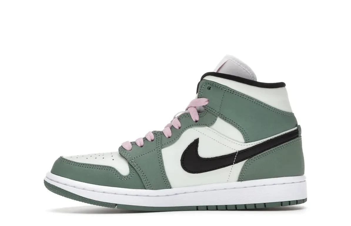 Alt text for the image.