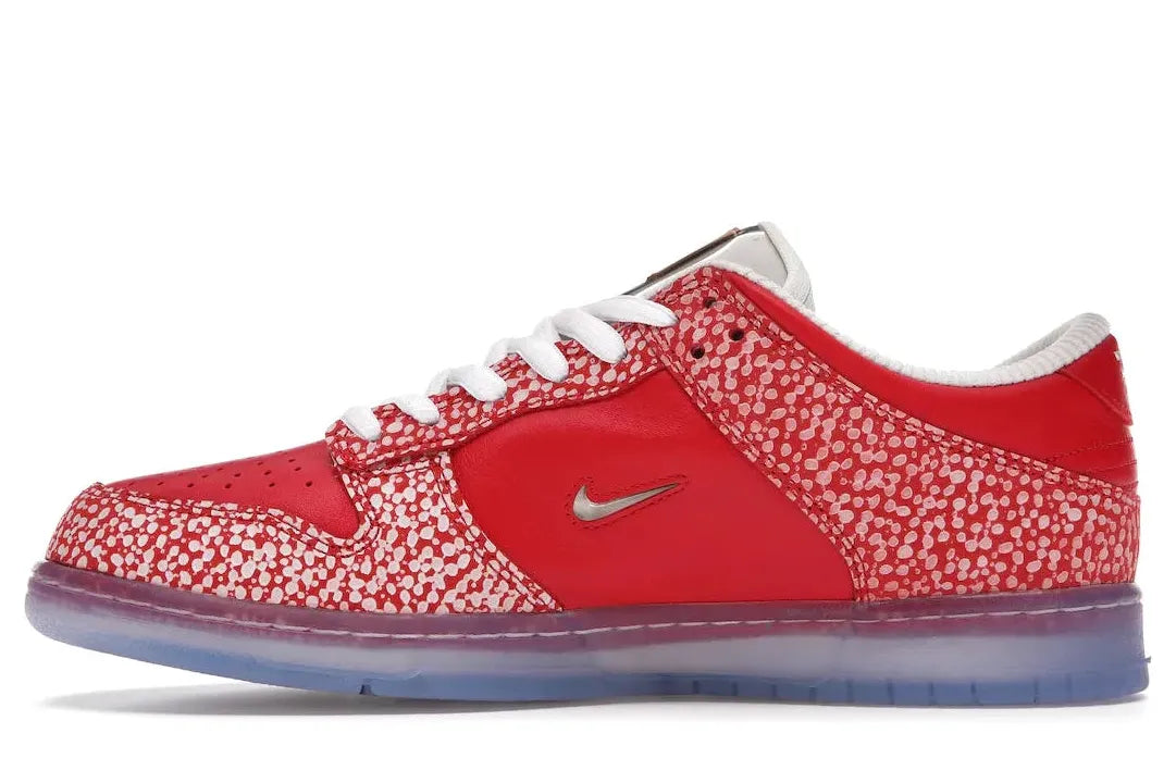 Alt text for the image.