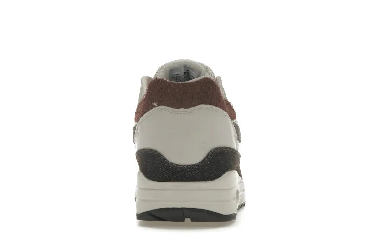 Alt text for the image.