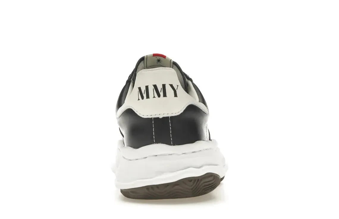 Alt text for the image.