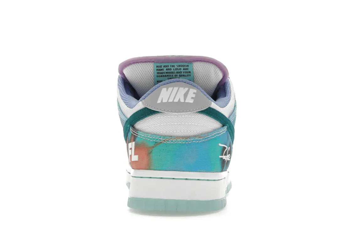 Alt text for the image.