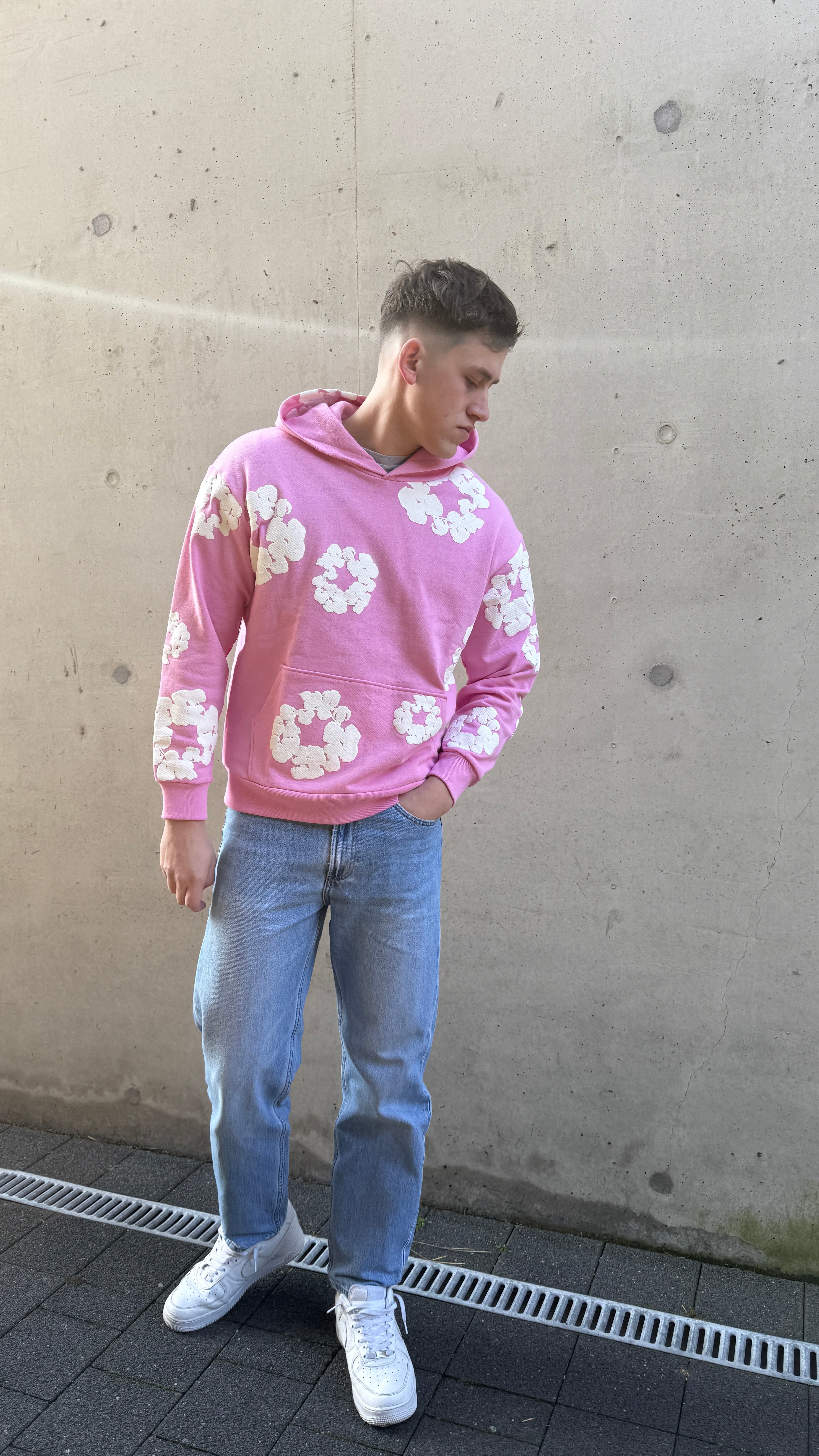 Denim Tears The Cotton Wreath Sweatshirt Pink